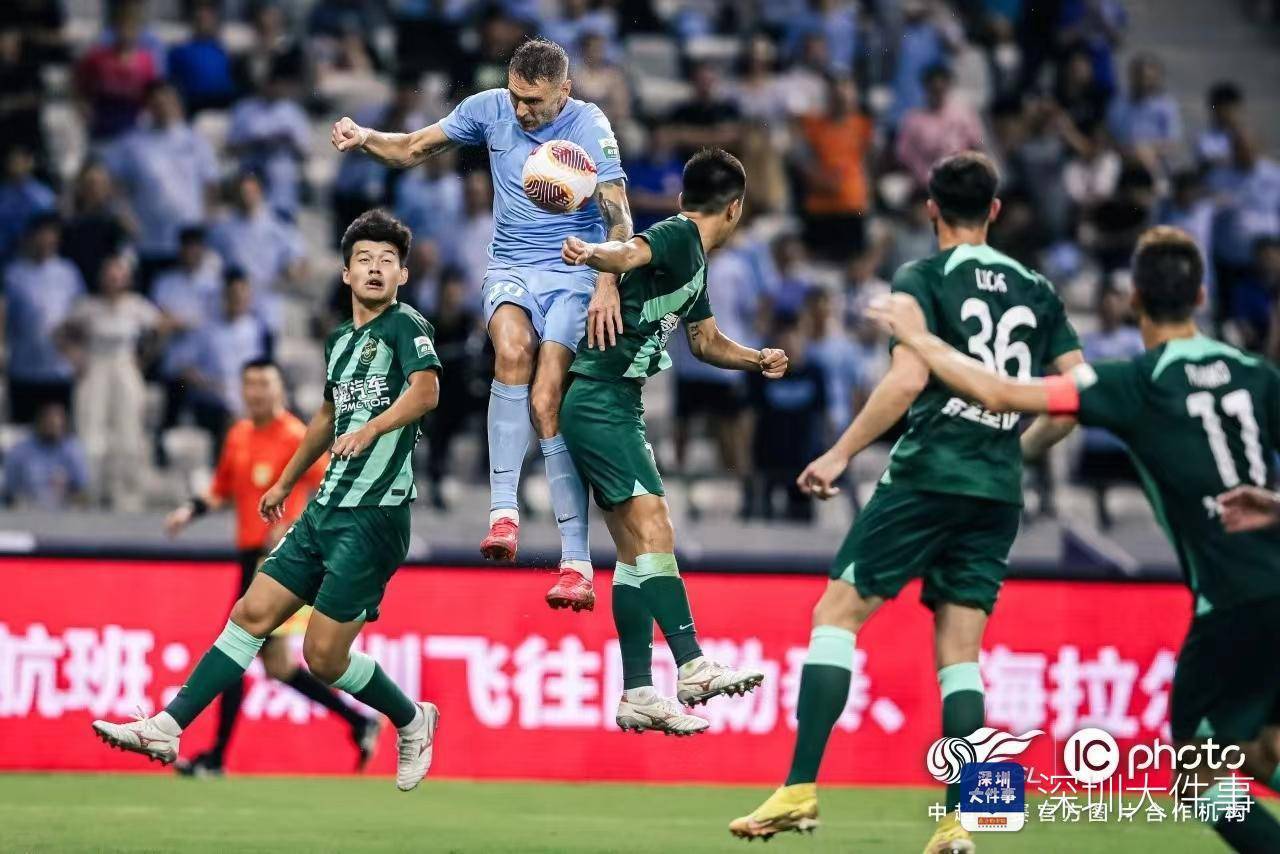 星空体育教练-深圳队主场不敌强敌，遭遇双杀(深圳队主场不敌强敌,遭遇双杀事件)