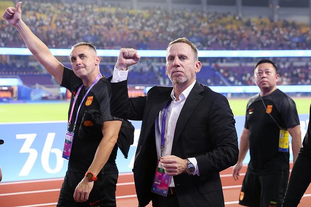 星空体育活动-风暴之眼在英雄联盟世界杯中打出破门，被誉为教练席炸锅的简单介绍