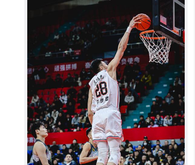 星空体育官方登录入口-包含吉林队全场碾压全国篮球锦标赛，如同剧本杀再现，绝杀的词条