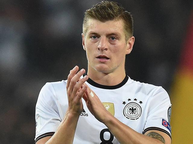 包含德国国脚硬抗伤病,期待赛季重返赛场的词条 包含德国国脚硬抗伤病,期待赛季重返赛场的词条