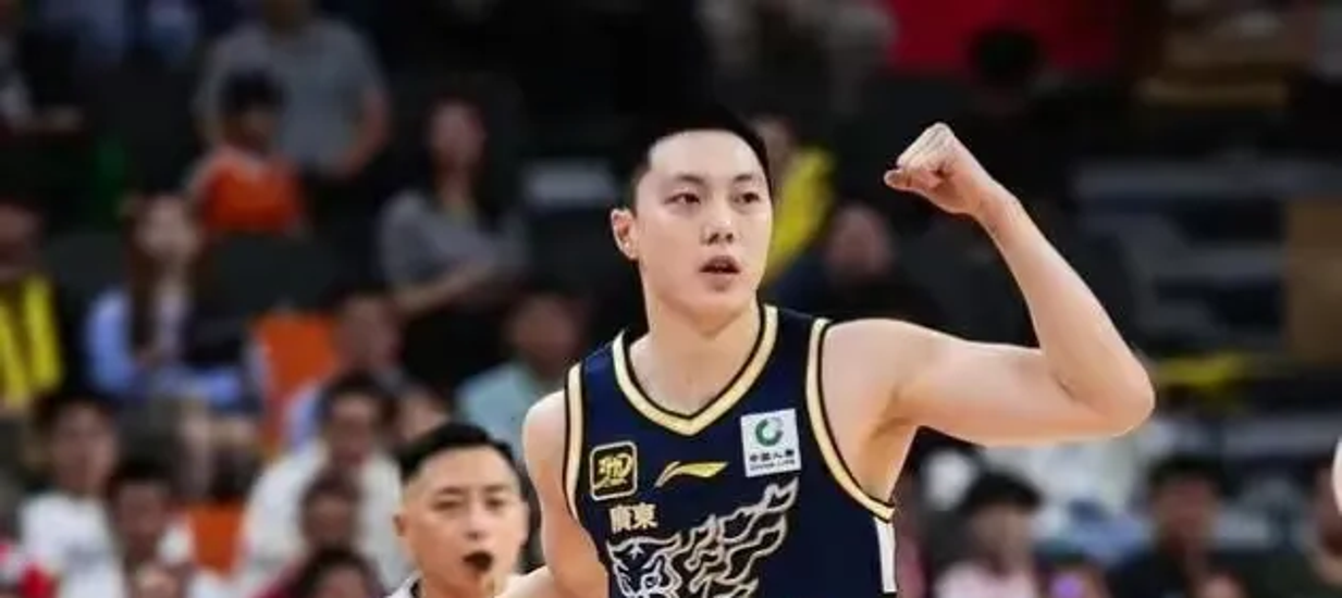 反击形势!球队抓住机会,瞬间扭转乾坤的简单介绍 反击形势!球队抓住机会,瞬间扭转乾坤的简单介绍