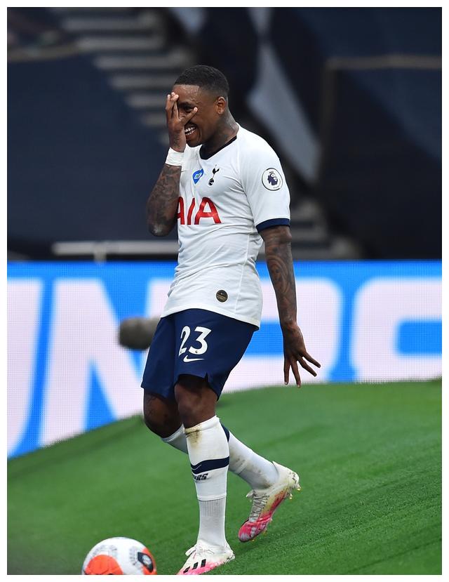 包含斯图加特遭遇伤病潮,球队备战关键战役困难的词条 包含斯图加特遭遇伤病潮,球队备战关键战役困难的词条