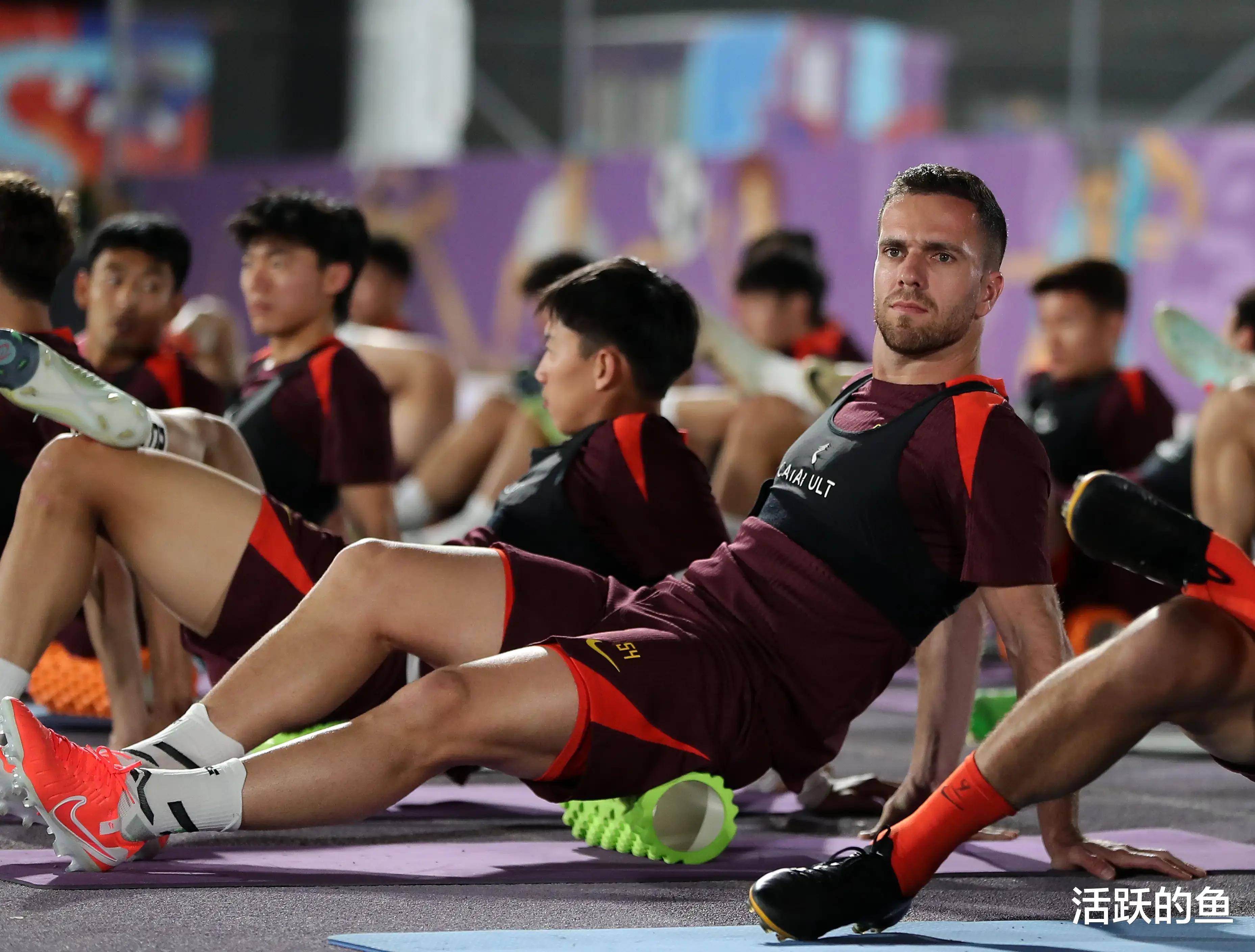 星空体育app-足球联赛对强队进行轮战，球员身体素质备受挑战的简单介绍