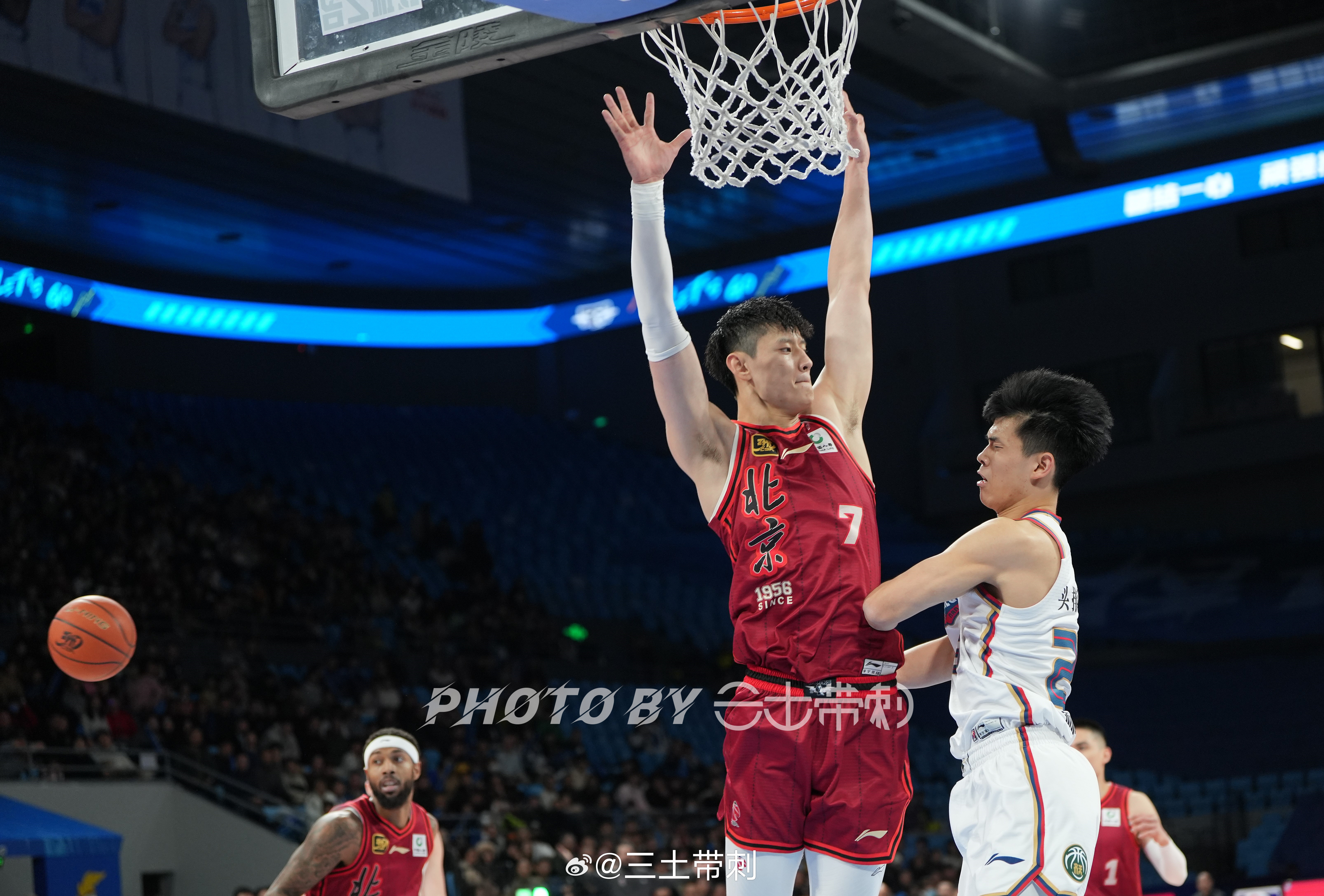 北京男篮客场逆转,一波连胜告终 北京男篮客场逆转,一波连胜告终