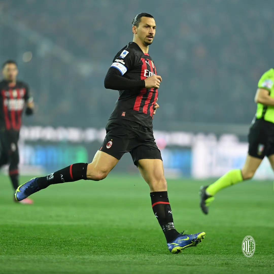 星空体育娱乐-尤文图斯0-3不敌AC米兰，梅开二度的伊布压哨破门的简单介绍