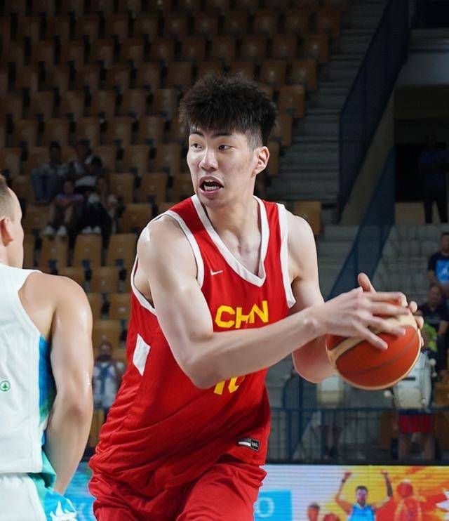 非洲篮球新星崭露头角,势必引领一代的简单介绍 非洲篮球新星崭露头角,势必引领一代的简单介绍