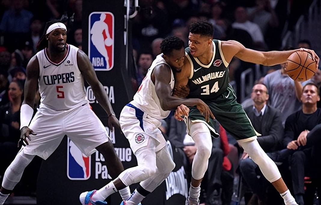 关于雄鹿主场击败开拓者,取得重要胜利的信息 关于雄鹿主场击败开拓者,取得重要胜利的信息