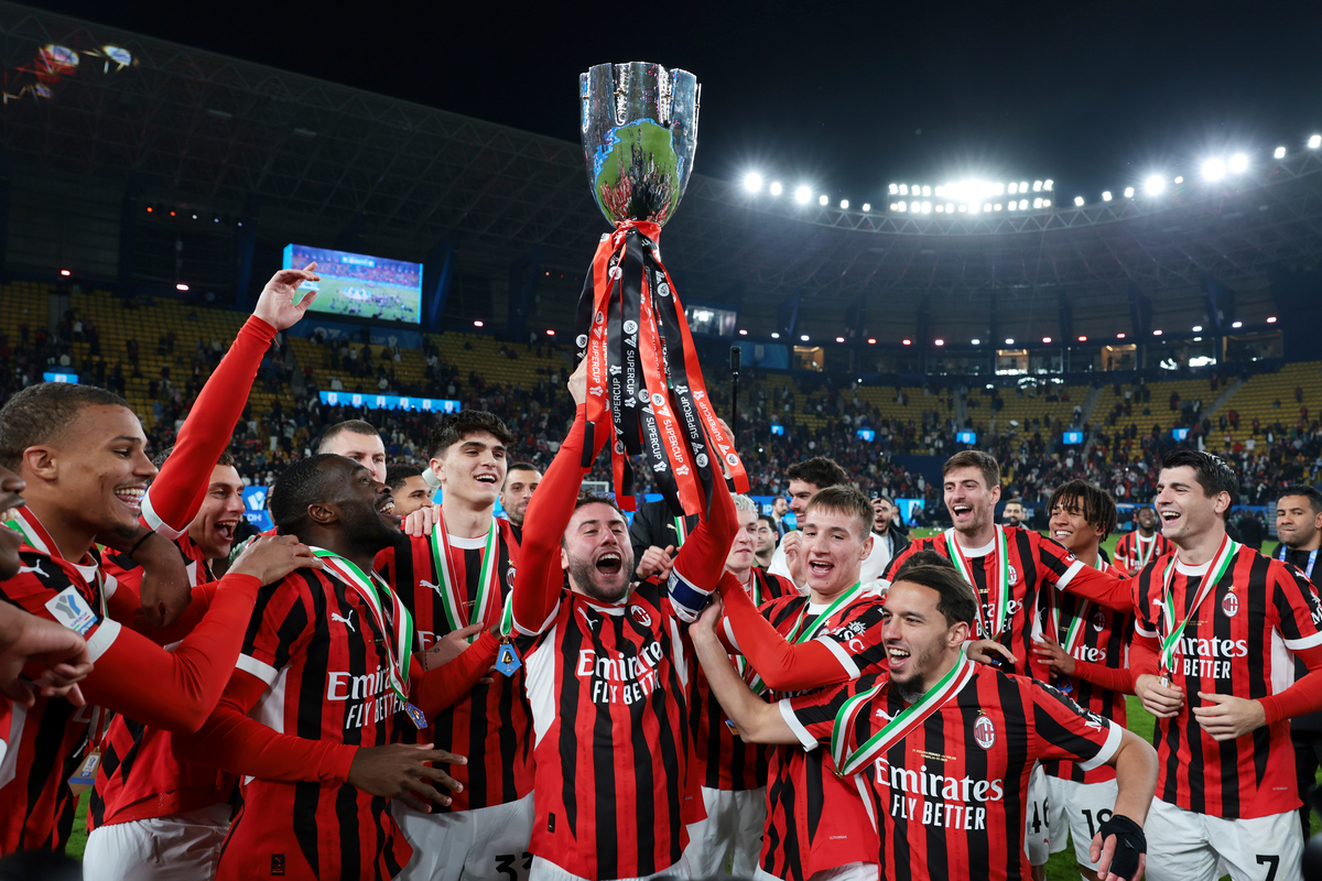 曼城以:完胜利物浦,实力无可阻挡的简单介绍 曼城以:完胜利物浦,实力无可阻挡的简单介绍