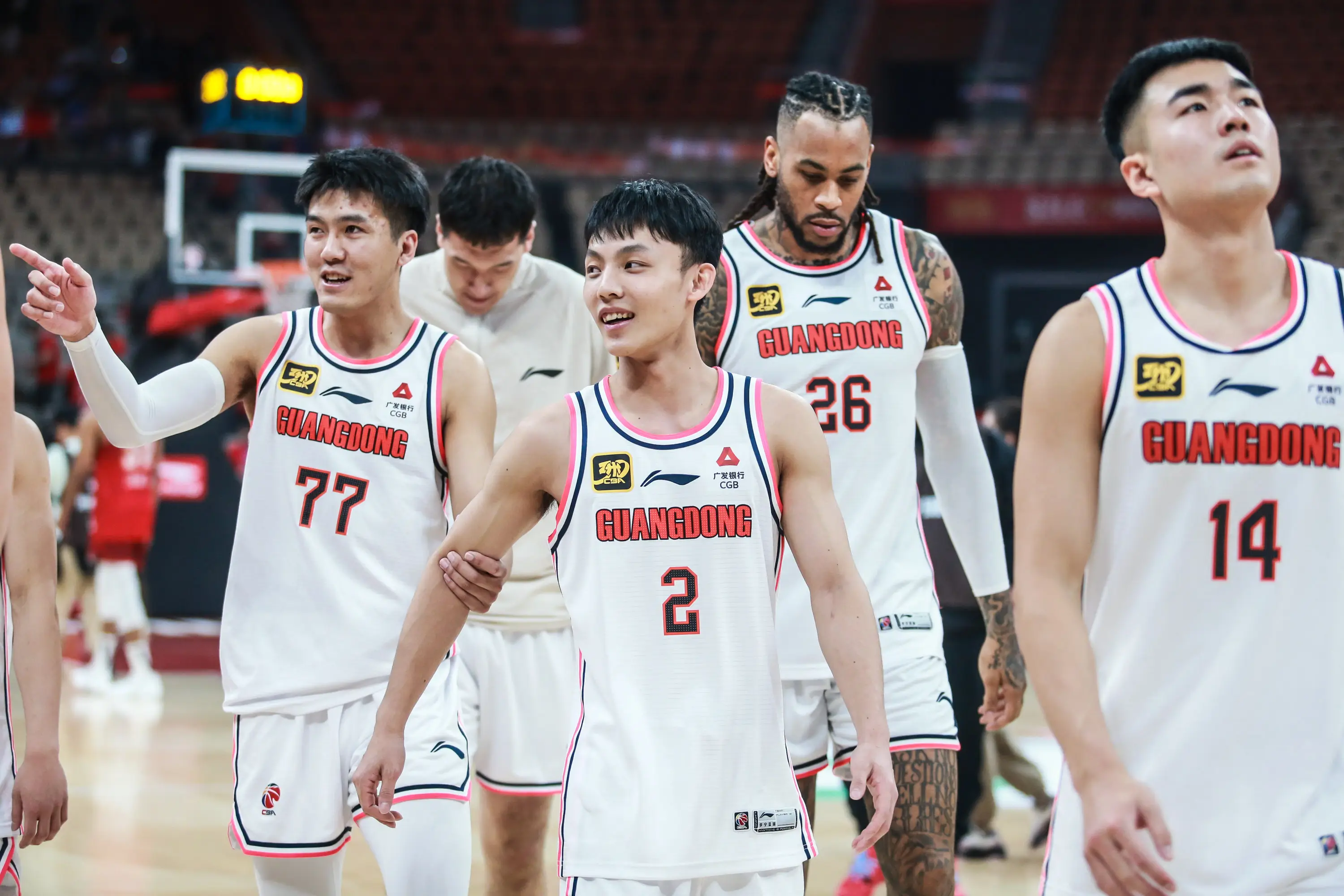 星空体育网页版-辽宁队疯狂追赶，最终取得胜利